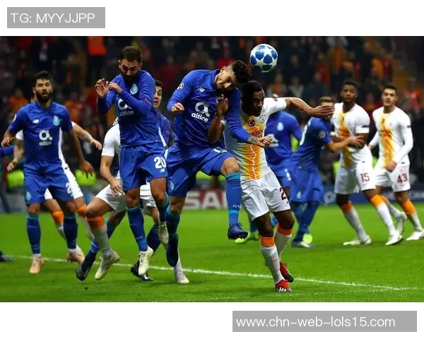 墨尔本城女足迎战墨尔本胜利全力争胜展现女足风采